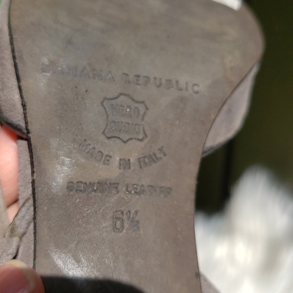 Banana republic suede slingback heels 6.5 - Picture 9 of 10